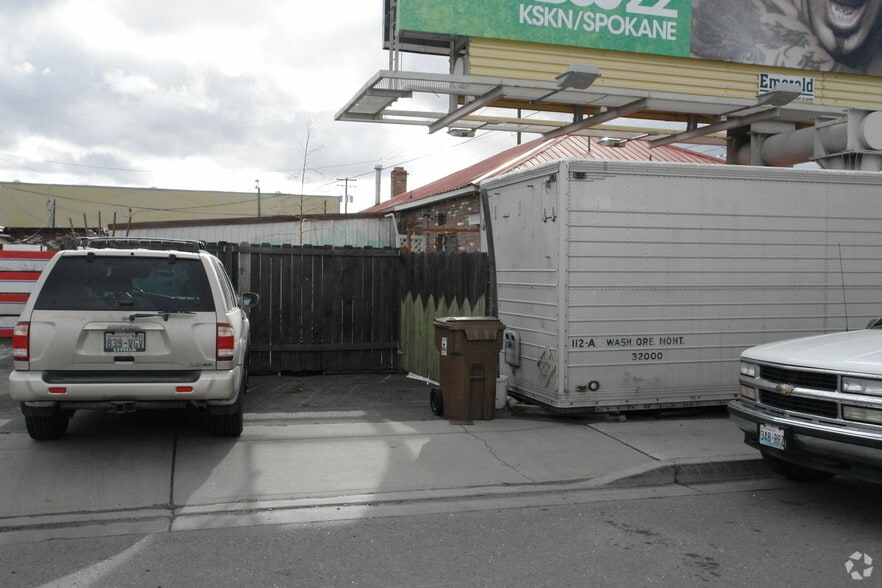 More Photos Of 322 N Freya St, Spokane Freestanding For Lease