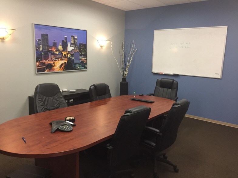 More Photos Of 2911 S A.W. Grimes Blvd, Pflugerville Office For Lease