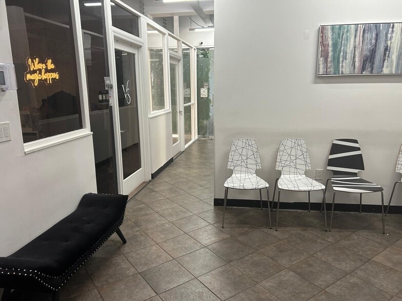 More Photos Of 5414 74th St, Elmhurst Coworking Space