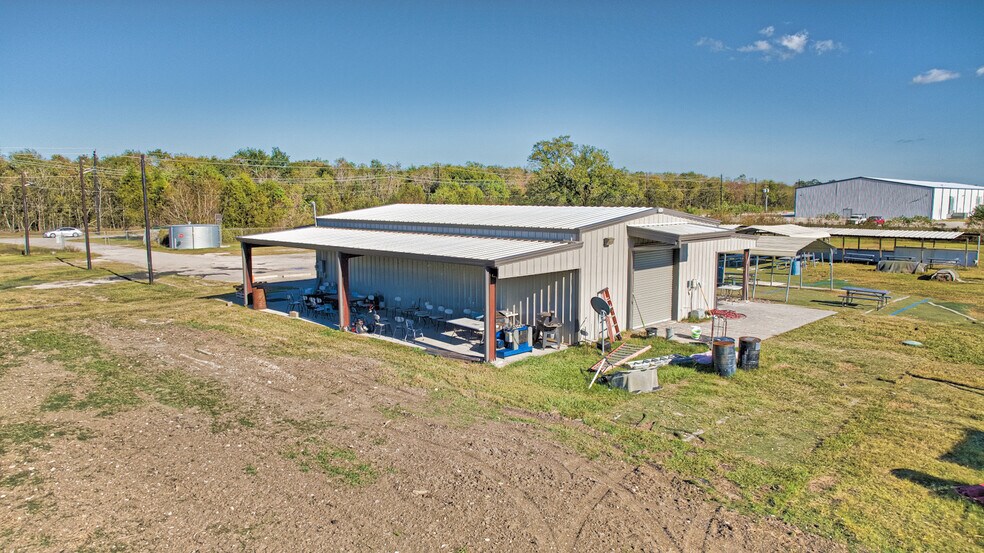 More Photos Of 14100 Beamer Rd, Friendswood Land For Sale