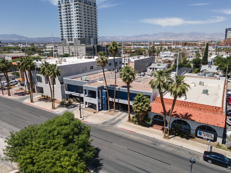 More Photos Of 714 S 4th St, Las Vegas Medical For Sale
