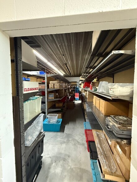 More Photos Of 1501 W Main St, Oklahoma City Industrial For Sale