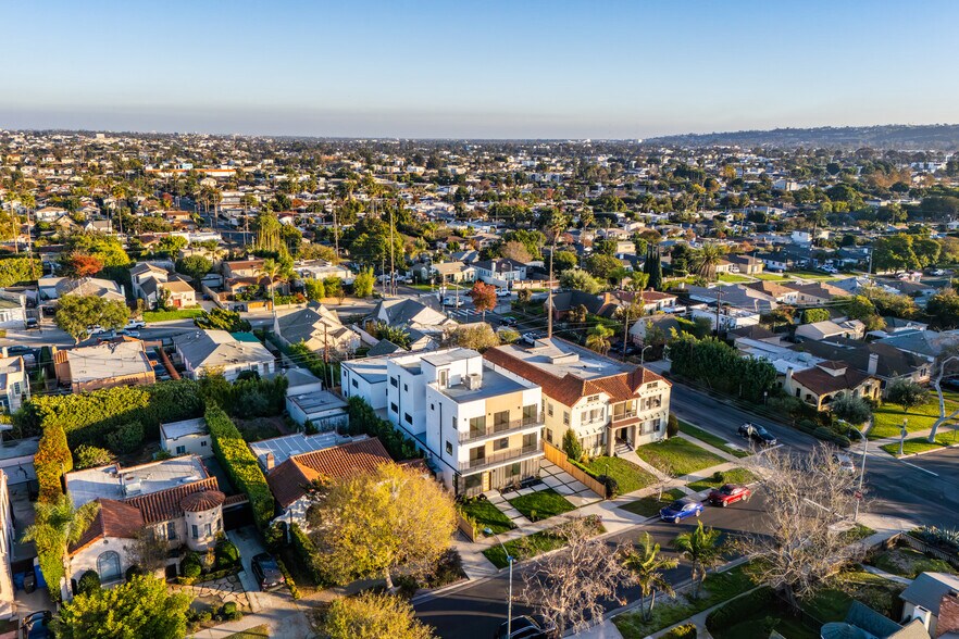 More Photos Of 1656 S Hayworth Ave, Los Angeles Multifamily For Sale