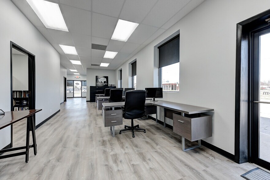 More Photos Of 121 N Crawford Ave, Norman Office For Lease
