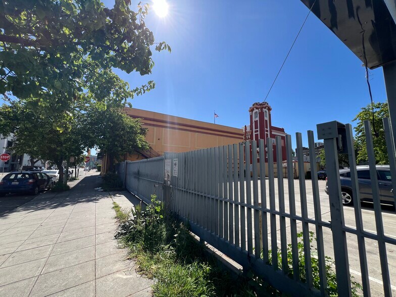 More Photos Of 251-273 9th St, Oakland Restaurant For Sale