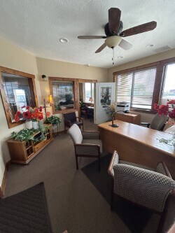 More Photos Of 4211 S Limit Ave, Sedalia Auto Dealership For Lease