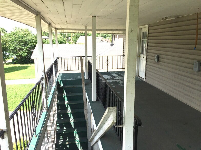 More Photos Of 2111 Lincoln Ave, Granite City Multifamily For Sale