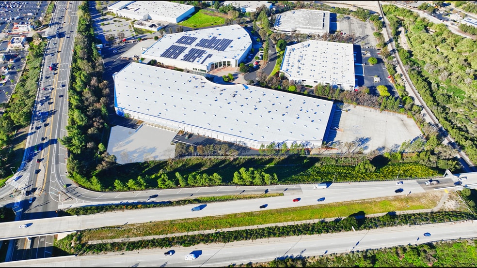 Primary Photo Of 709 Science Dr, Moorpark Warehouse For Lease