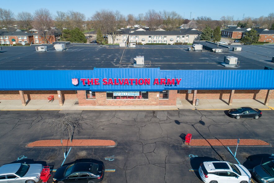 More Photos Of 11743 Fifteen Mile Rd, Sterling Heights Unknown For Lease