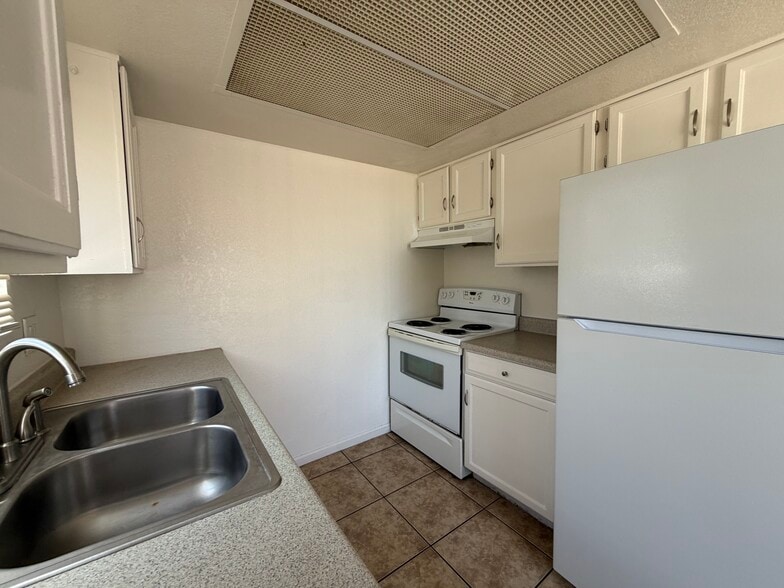 More Photos Of 4211-4219 E Lee St, Tucson Apartments For Sale