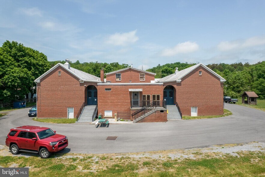 More Photos Of 251 Gore, Gore Schools For Sale