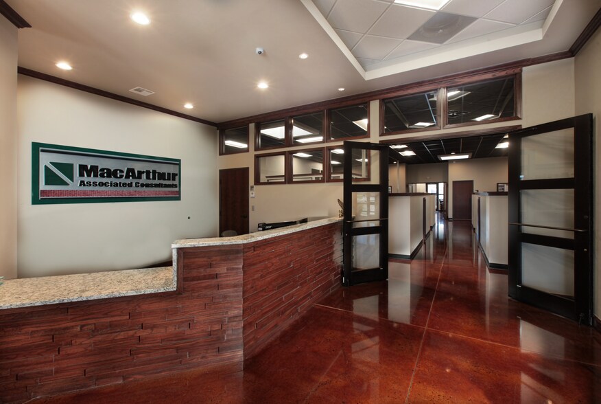 More Photos Of 25 NW 146th St, Edmond Medical For Lease