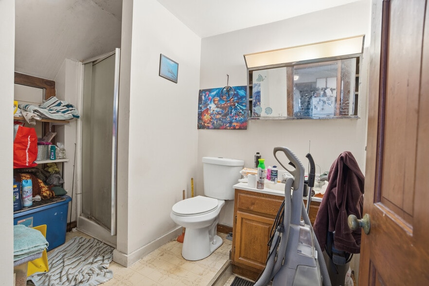 More Photos Of 130 Water St, Warren Apartments For Sale