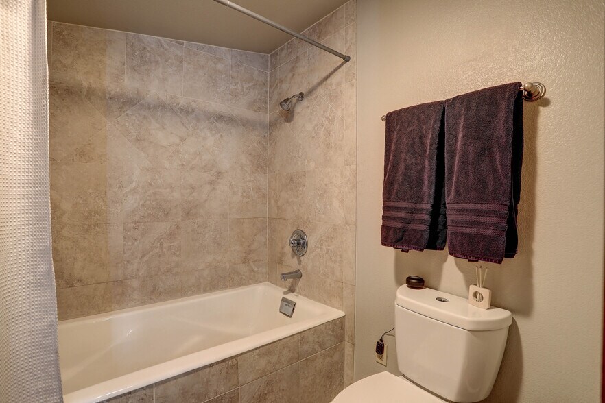 More Photos Of 468 Riverside Dr, Lyons Specialty For Sale