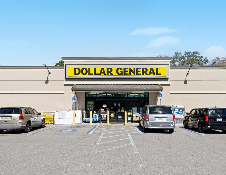 More Photos Of 1181 S US Hwy 41, Ruskin Freestanding For Sale