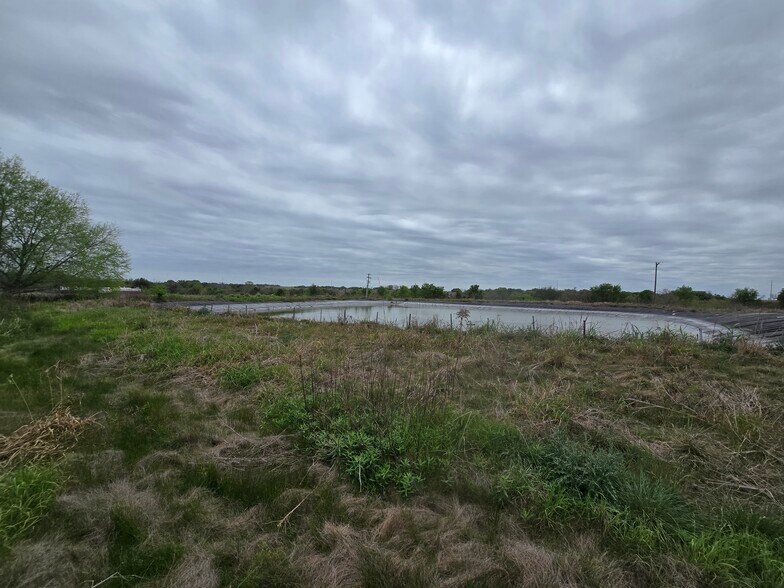 More Photos Of 8637 W US Highway 90, Schulenburg Land For Sale