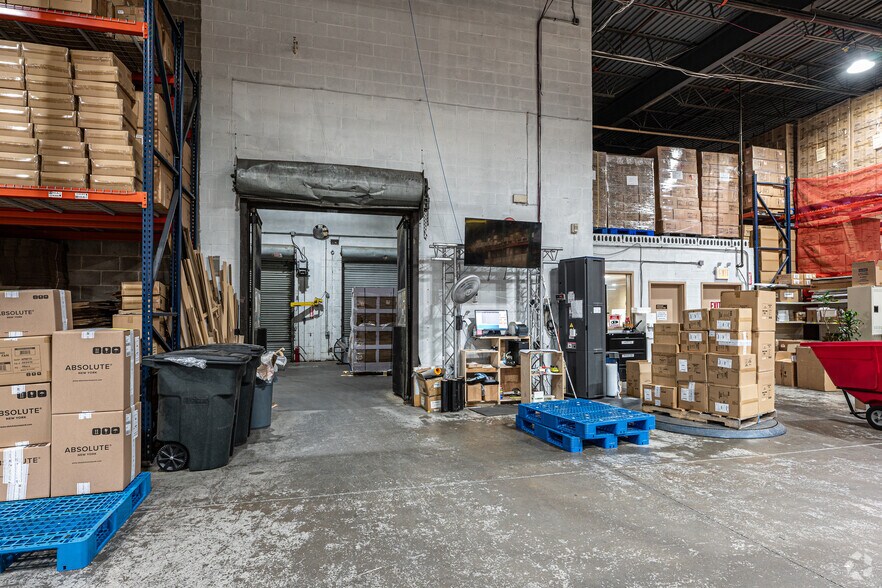 More Photos Of 19 Harbor Park Dr, Port Washington Warehouse For Sale