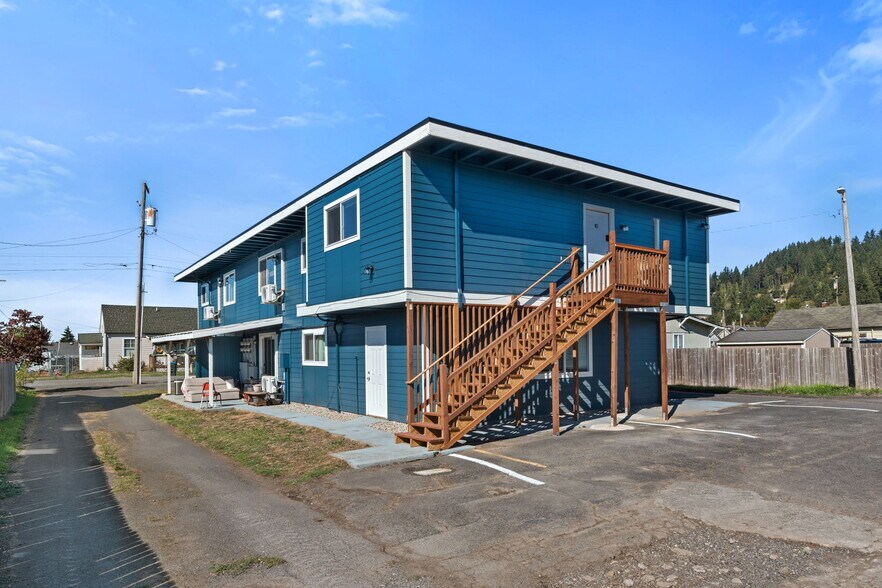 More Photos Of 1149 SW Cascade Ave, Chehalis Apartments For Sale