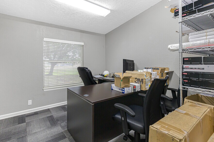 More Photos Of 9949 Clodine Rd, Richmond Office For Sale