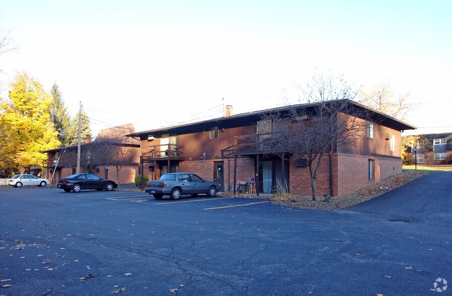 More Photos Of 147-167 Shields Rd, Youngstown Apartments For Sale