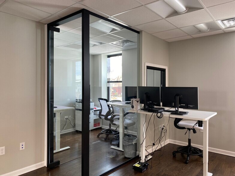 More Photos Of 87 New Dorp Plaza, Staten Island Loft Creative Space For Lease