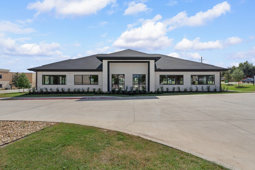 Primary Photo Of 8056 Precinct Line Rd, Colleyville Medical For Sale