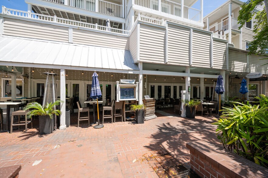 More Photos Of 1075 Duval St, Key West Apartments For Sale