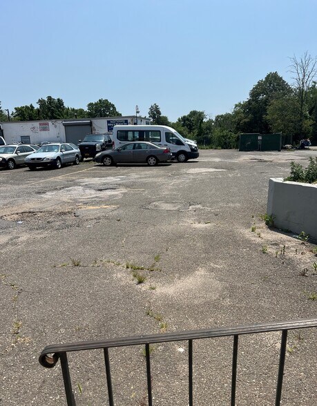 More Photos Of 2716 Hempstead Tpke, Levittown Restaurant For Sale