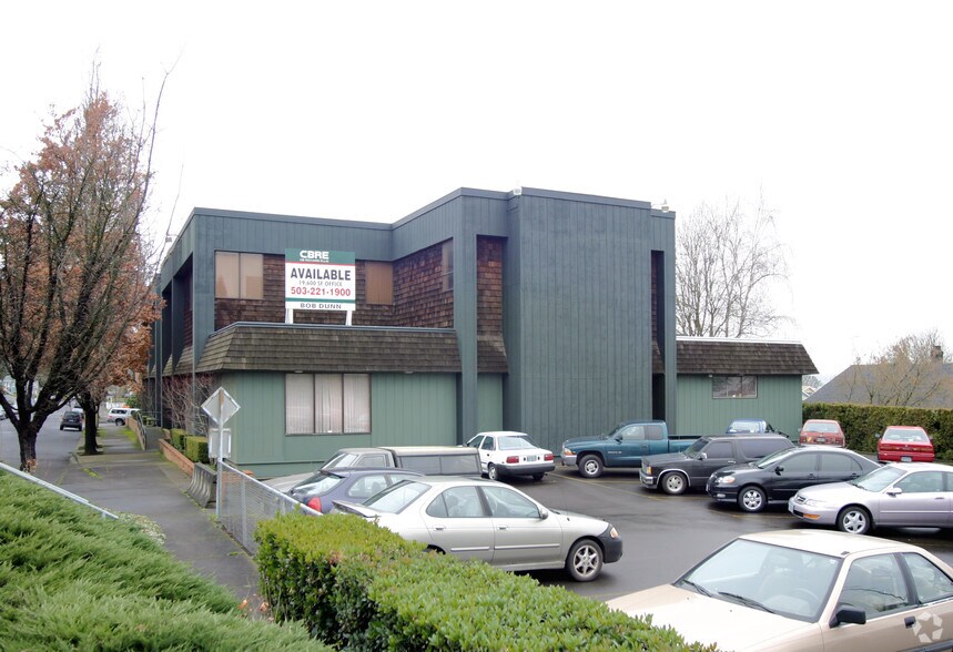 More Photos Of 3880 SE Eighth Ave, Portland Office For Lease