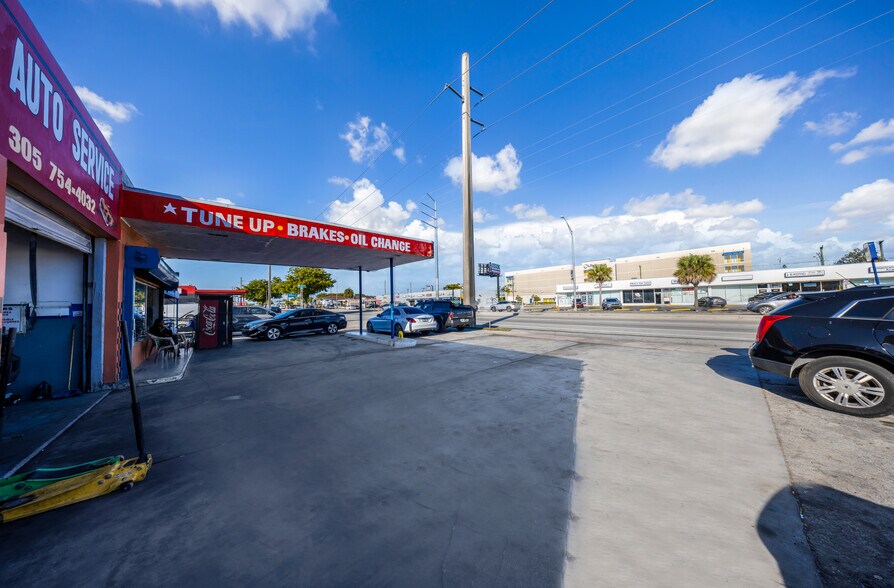 More Photos Of 13250 NW 7th Ave, Miami Auto Repair For Sale