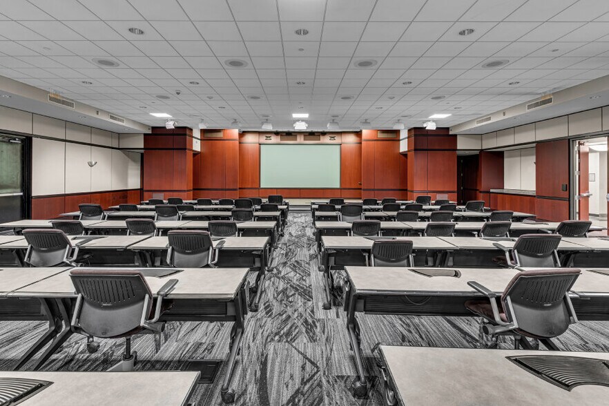 More Photos Of , Memphis Office For Sale