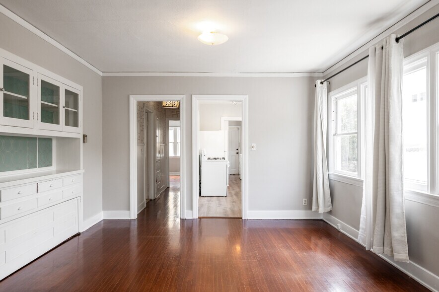 More Photos Of 1620 California Ave, Santa Monica Apartments For Sale