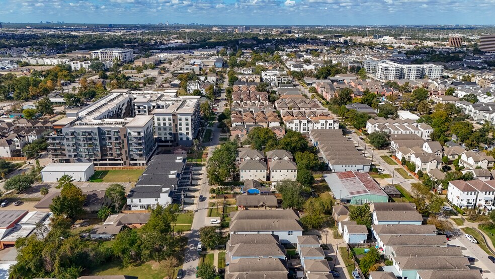 More Photos Of , Houston Office For Sale