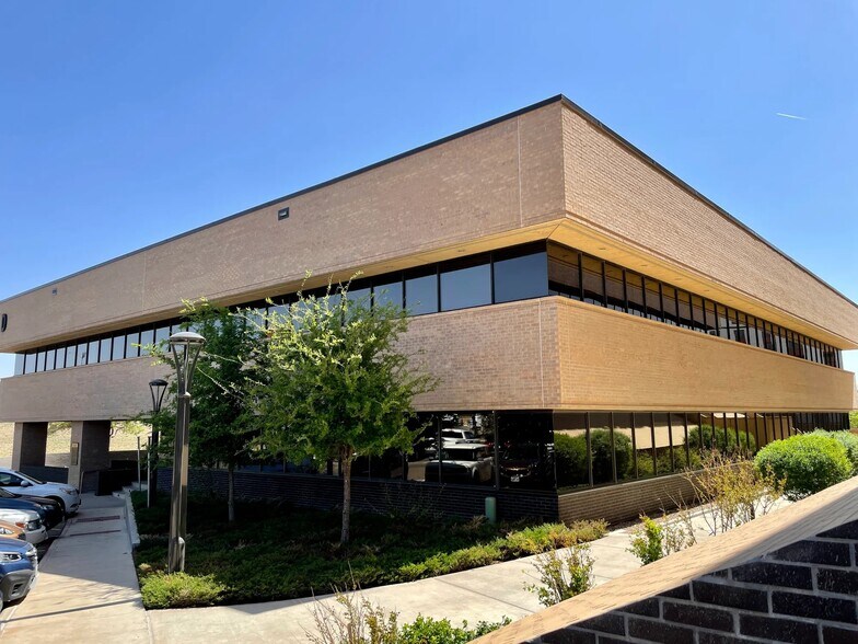 More Photos Of 1616 S Kentucky St, Amarillo Unknown For Lease