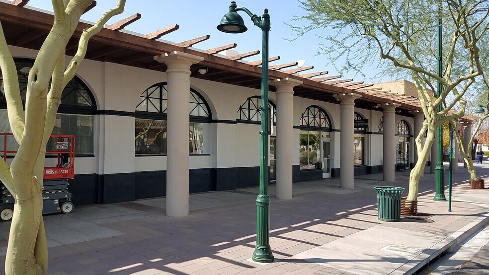 More Photos Of 104 W Main St, Mesa General Retail For Lease