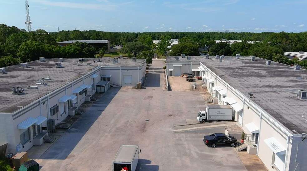 More Photos Of 11762 Marco Beach Dr, Jacksonville Unknown For Lease