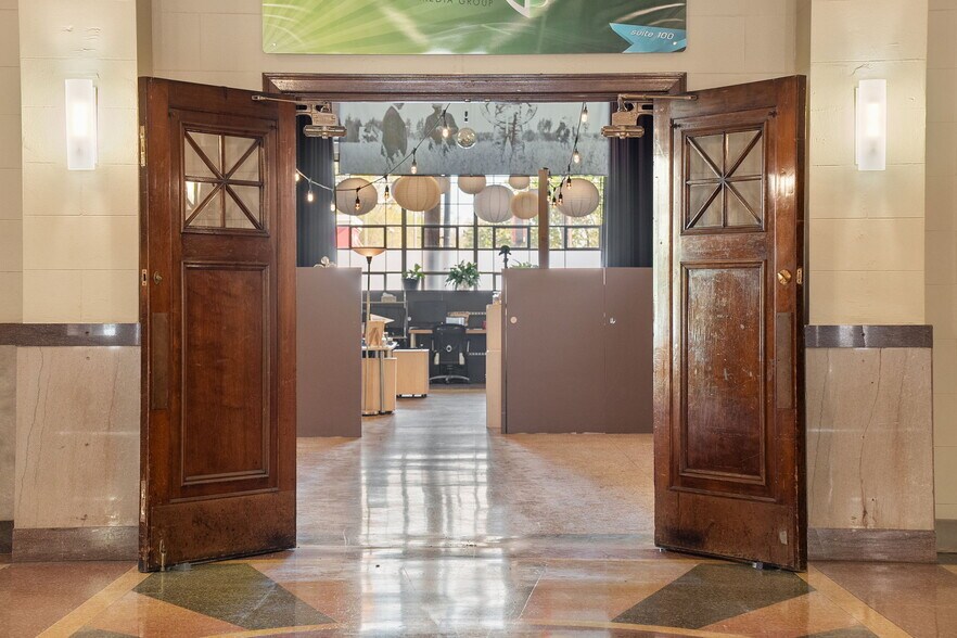 More Photos Of 5017 Washington Pl, Saint Louis Loft Creative Space For Sale