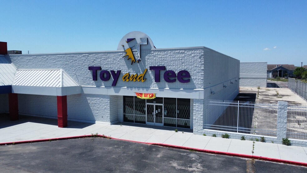 More Photos Of 2015 SW Loop 410, San Antonio Unknown For Lease