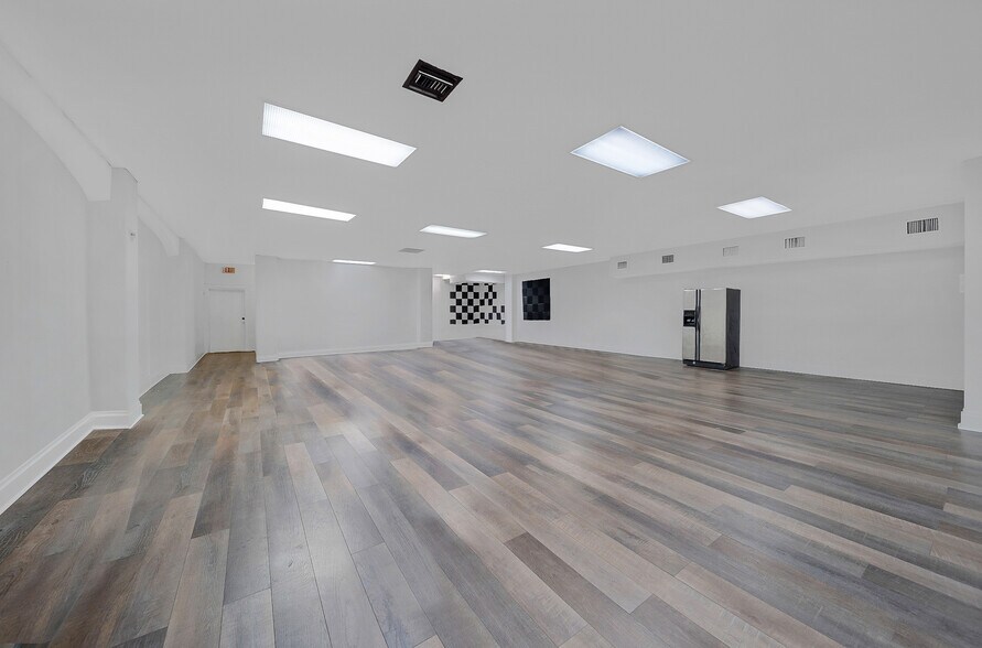 More Photos Of 1801 SW 8th St, Miami General Retail For Sale