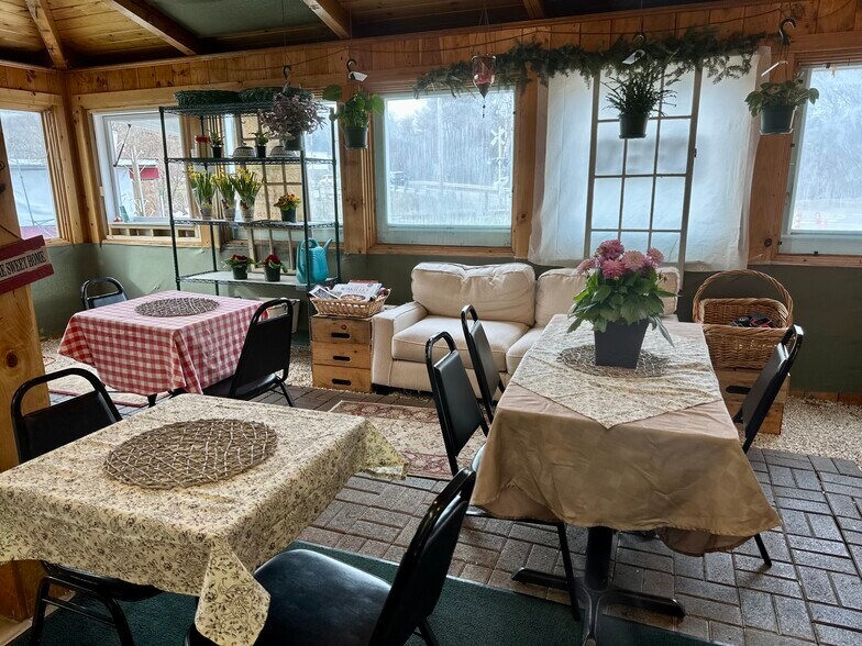 More Photos Of 3 Plain Rd, Westford Garden Center For Sale