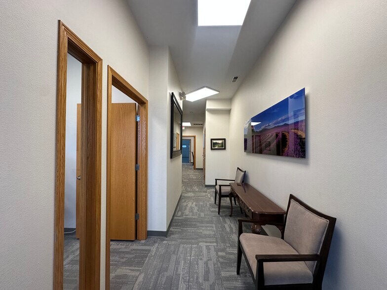 More Photos Of 580 Madison Ave, North Liberty Office For Sale