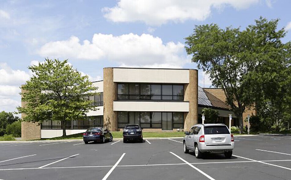 Primary Photo Of 5555 Gull Rd, Kalamazoo Medical For Lease