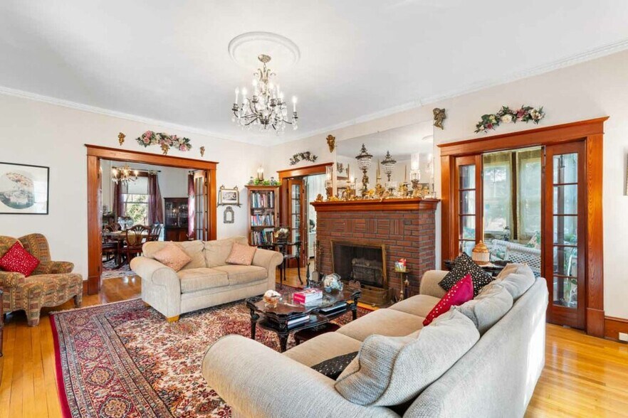 More Photos Of 6100 Frederick Ave, Catonsville Hospitality For Sale