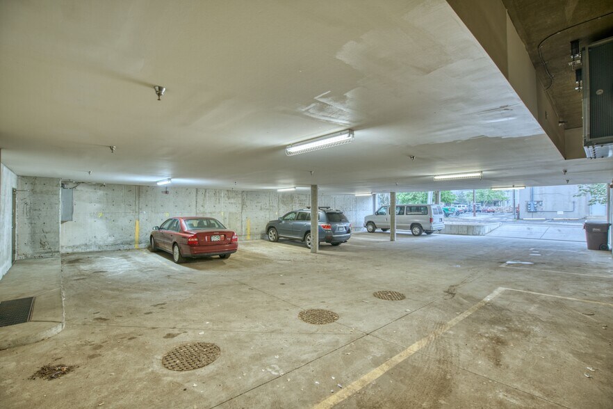 More Photos Of 1715 15th St, Boulder Storefront Retail Office For Sale