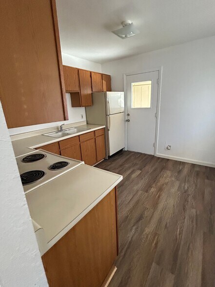 More Photos Of 2010-2020E Sheffield Mnr W, Carson City Multifamily For Sale