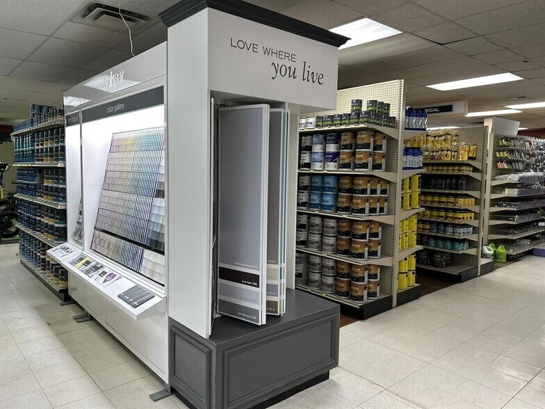 More Photos Of 1598 US-Route 302, Berlin Convenience Store For Sale