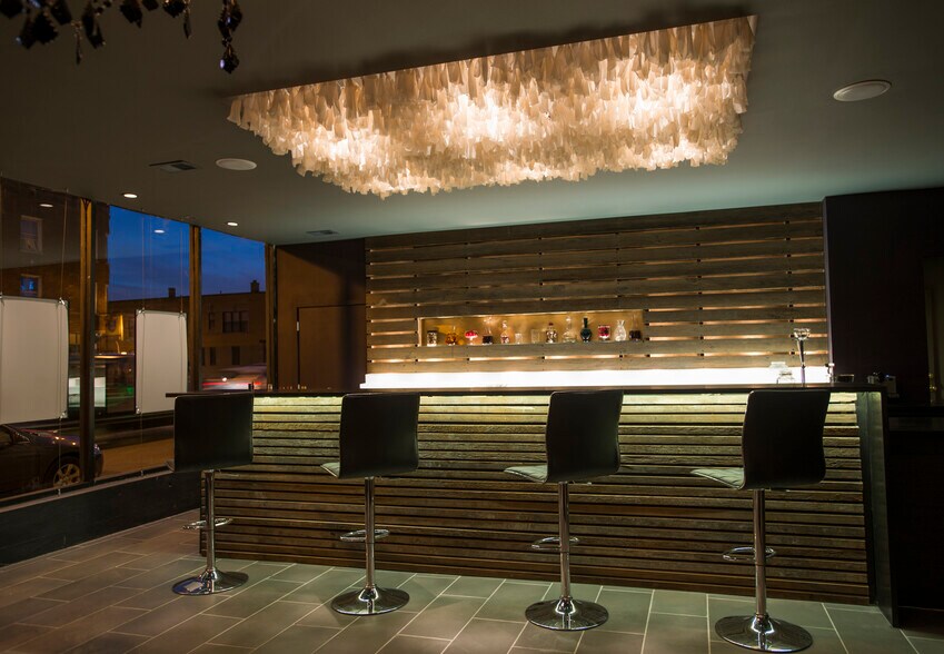 More Photos Of 3014 W Irving Park Rd, Chicago Storefront Retail Residential For Sale