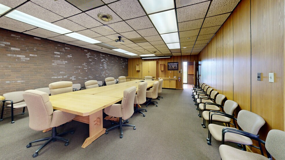 More Photos Of 401 N 28th St, Billings Office For Sale
