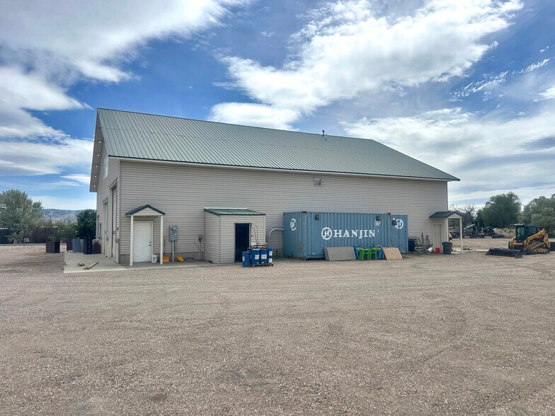 More Photos Of 13207 N Dekay Rd, Pocatello Warehouse For Sale