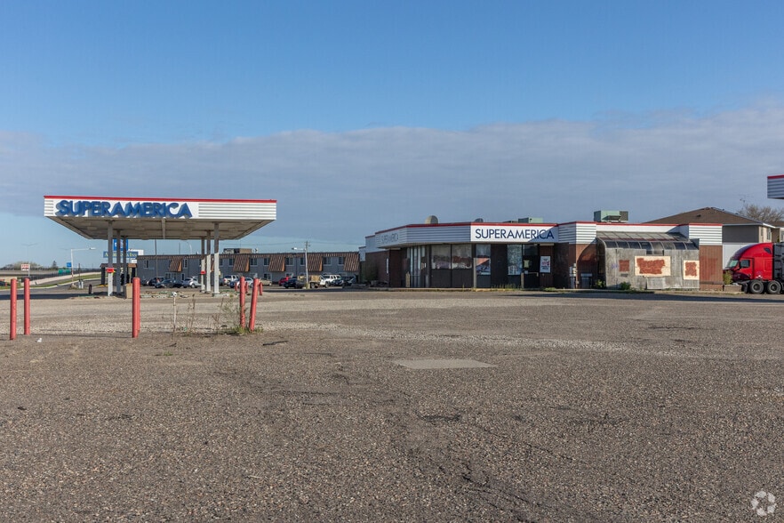 Primary Photo Of 600 Highway 10 S, Saint Cloud Convenience Store For Sale